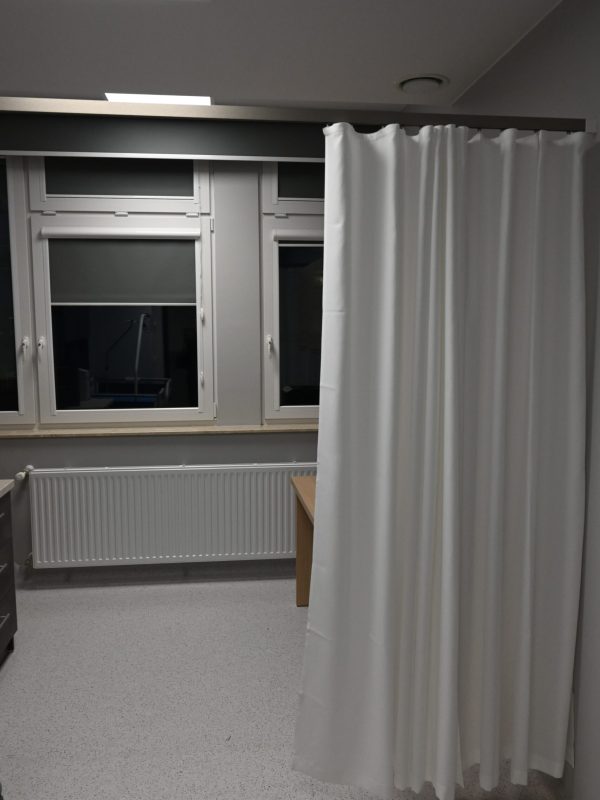 medyczny parawan podwieszany